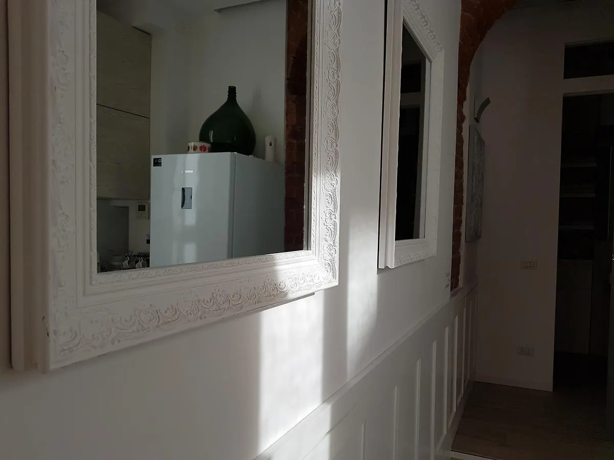 Apartment Appartamento Toscale Milan